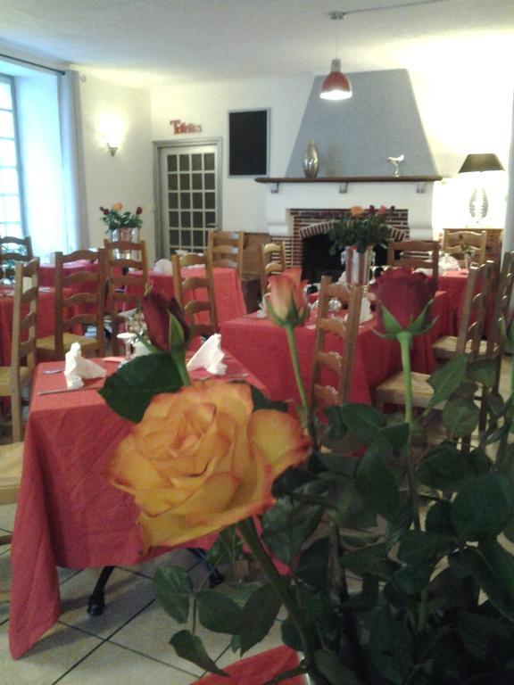 Hotel Restaurant Henri IV Eauze Exterior foto